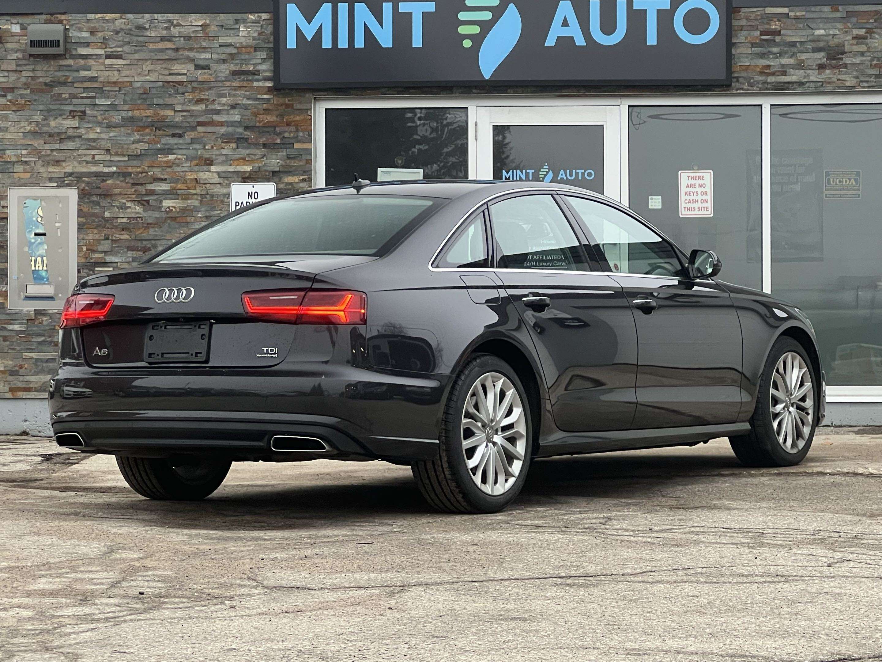 2016 Audi A6 TDI Technik One Owner | Dealer Serviced | Bose | 3.0L 6 cyl alt 5