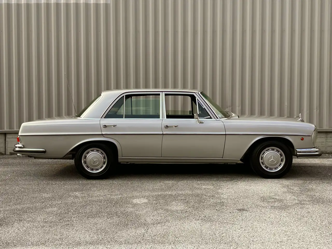 Mercedes-Benz 280 SE Automatic RESTAURO TOTALE, foto 11