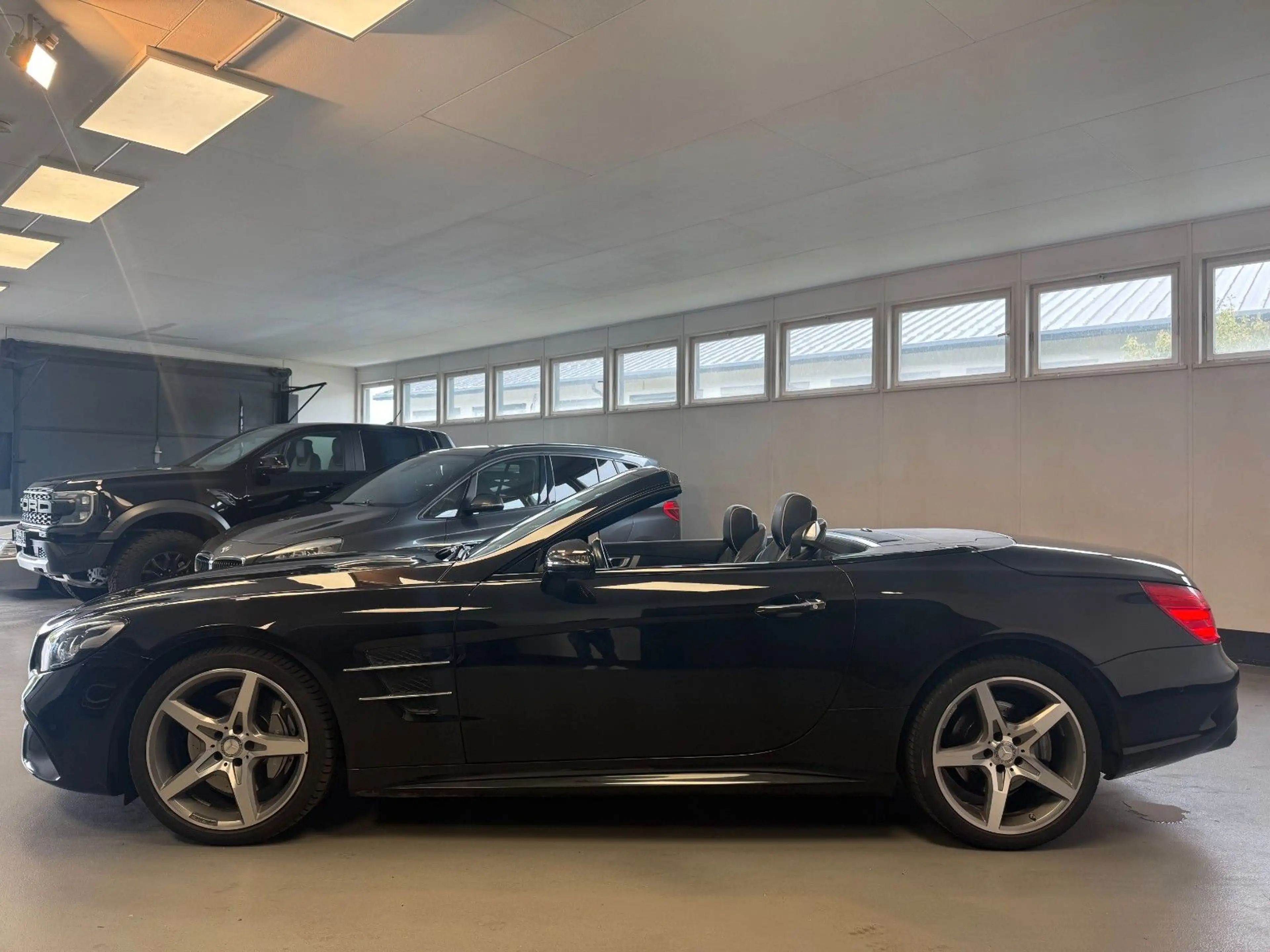 Mercedes-Benz SL 400 *LEDER*NAVI COMAND*PANO*19 Z*LED*AMG LINE* — photo 13