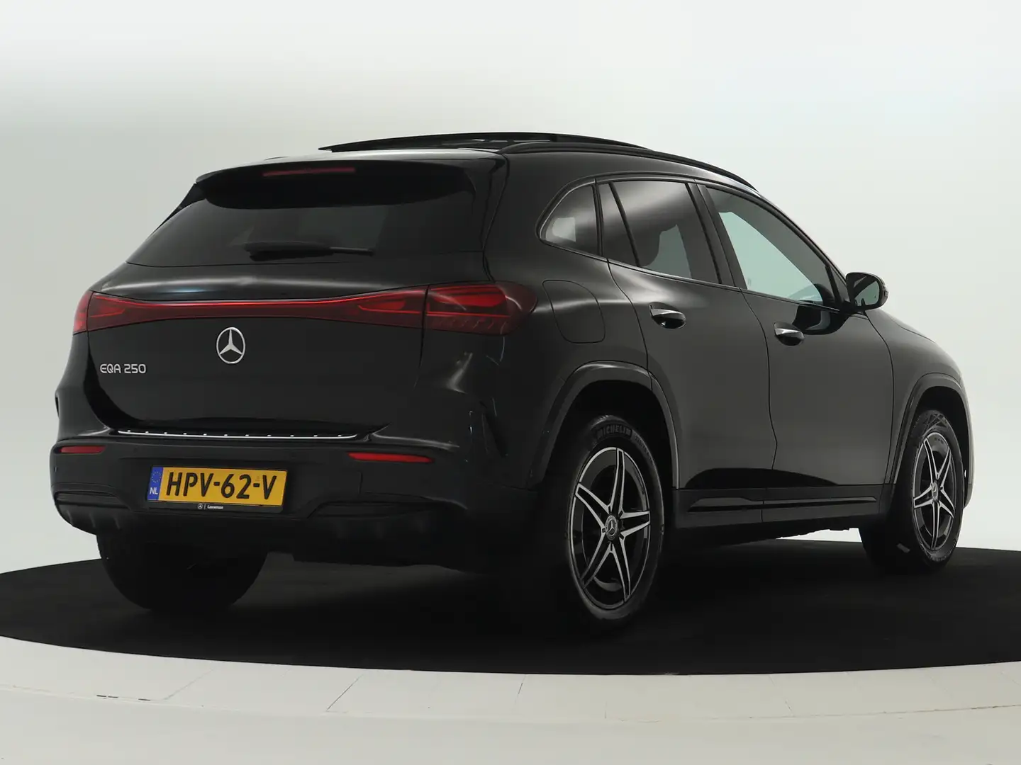 Mercedes-Benz EQA 250 AMG Line 67 kWh | AMG Line Advanced Plus | Night P Negro - 2