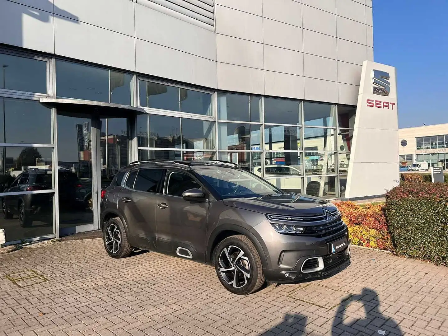 Citroen C5 Aircross 1ª s. BlueHDi 130 S&S EAT8 Shine NEOPATENTATI Gris - 2