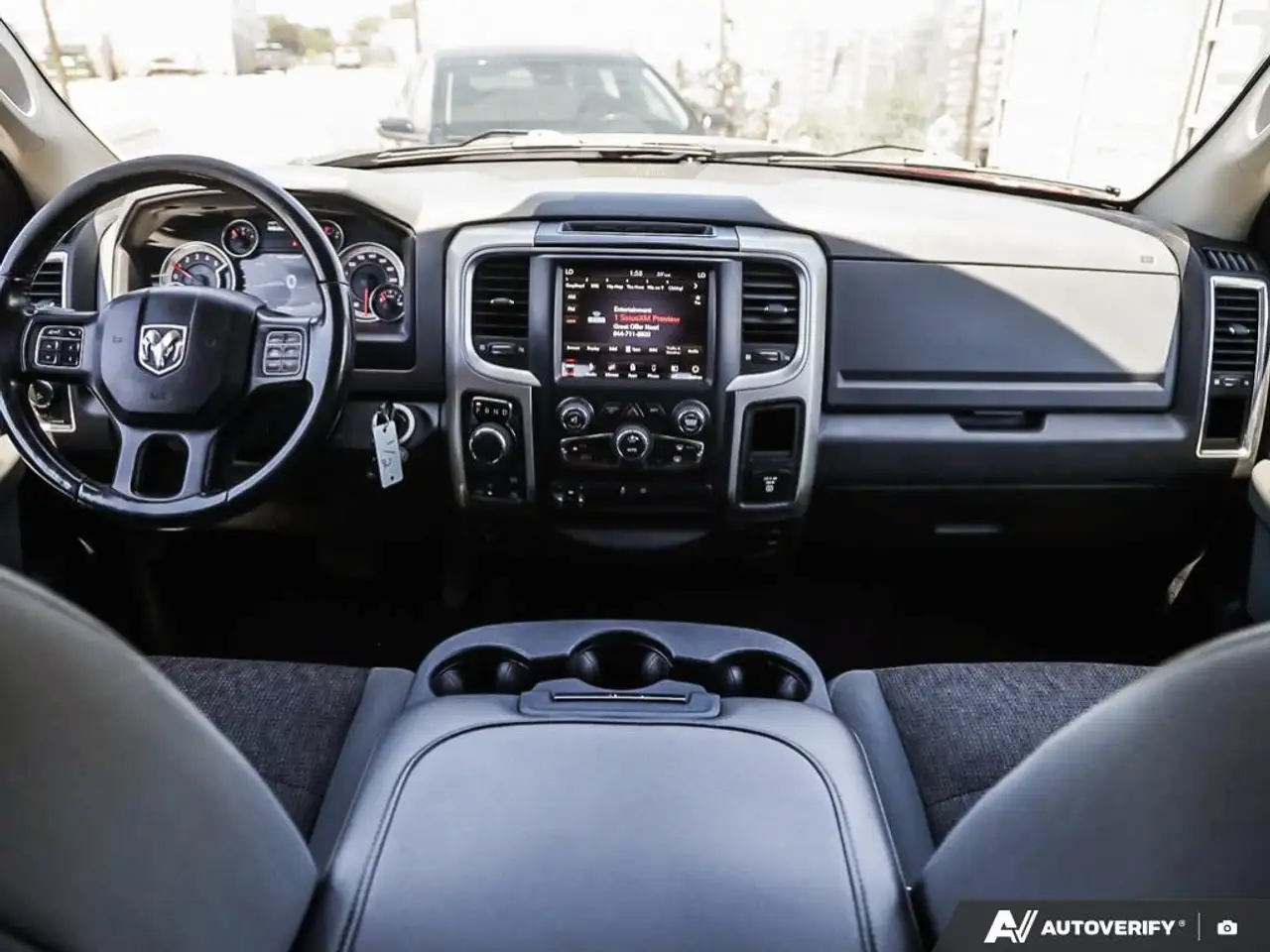 RAM 1500 снимка RAM 1500