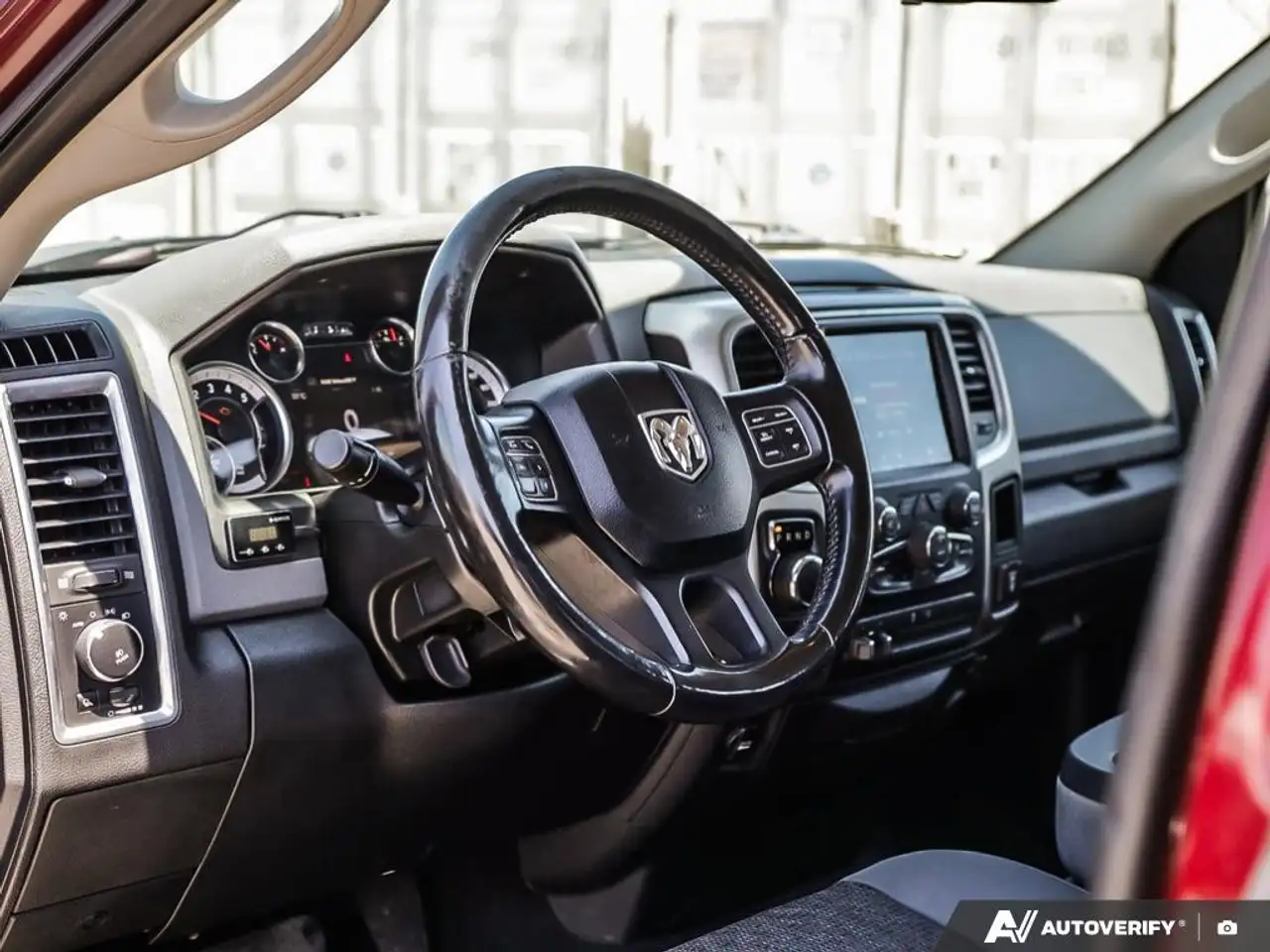 RAM 1500 снимка RAM 1500
