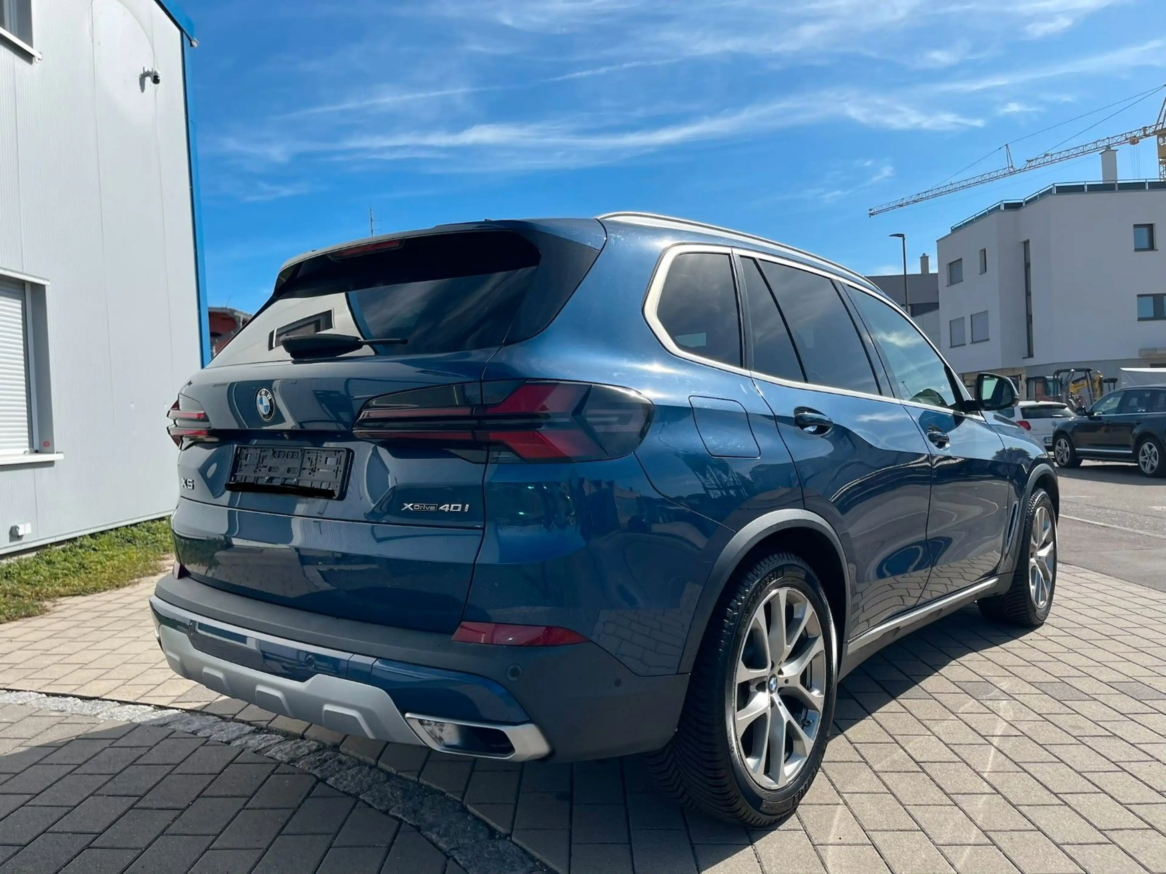 BMW X5 xDrive40i — photo 6
