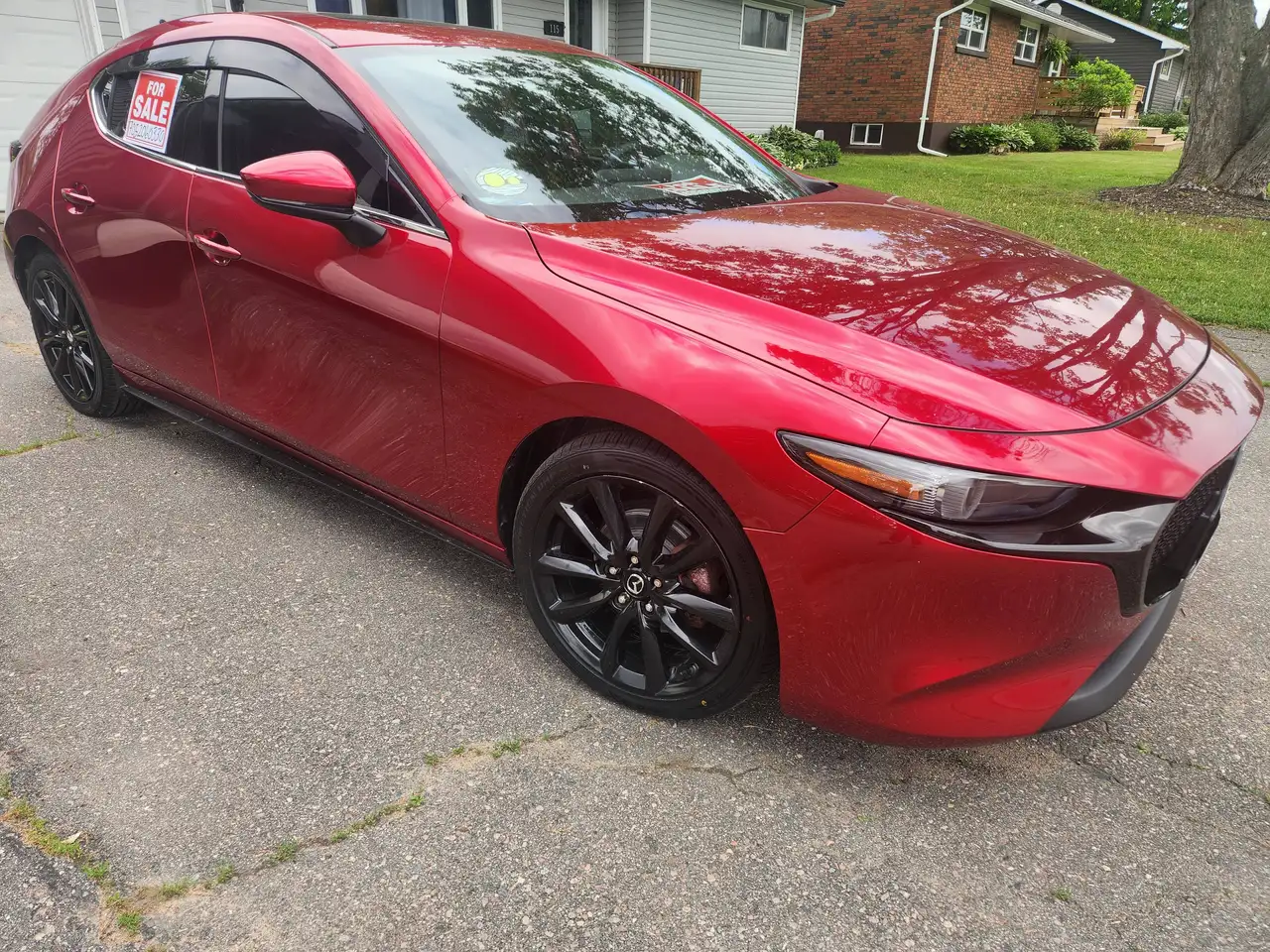 Mazda 3 снимка Mazda 3