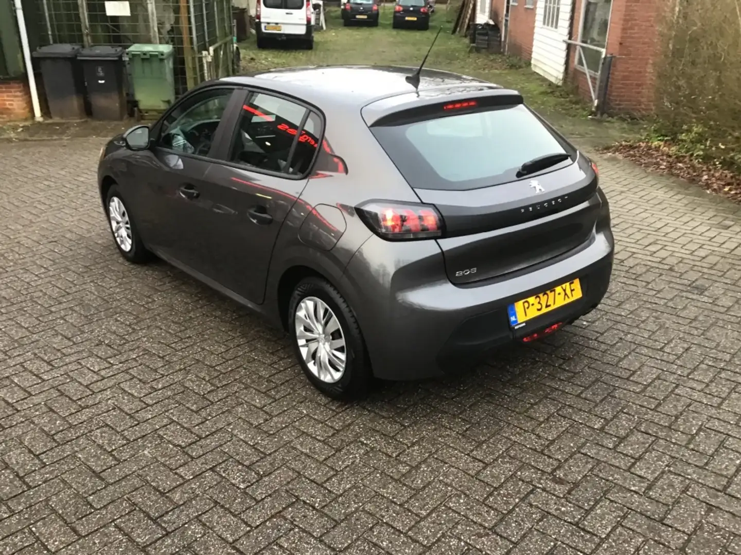 Peugeot 208 1.2 PureTech Like Gris - 2