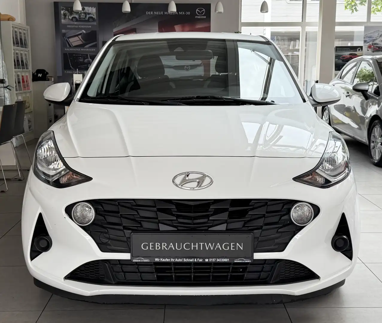 Hyundai i10 Select Sitzheizung Lenkradheizung Einparkhilfe Weiß - 2
