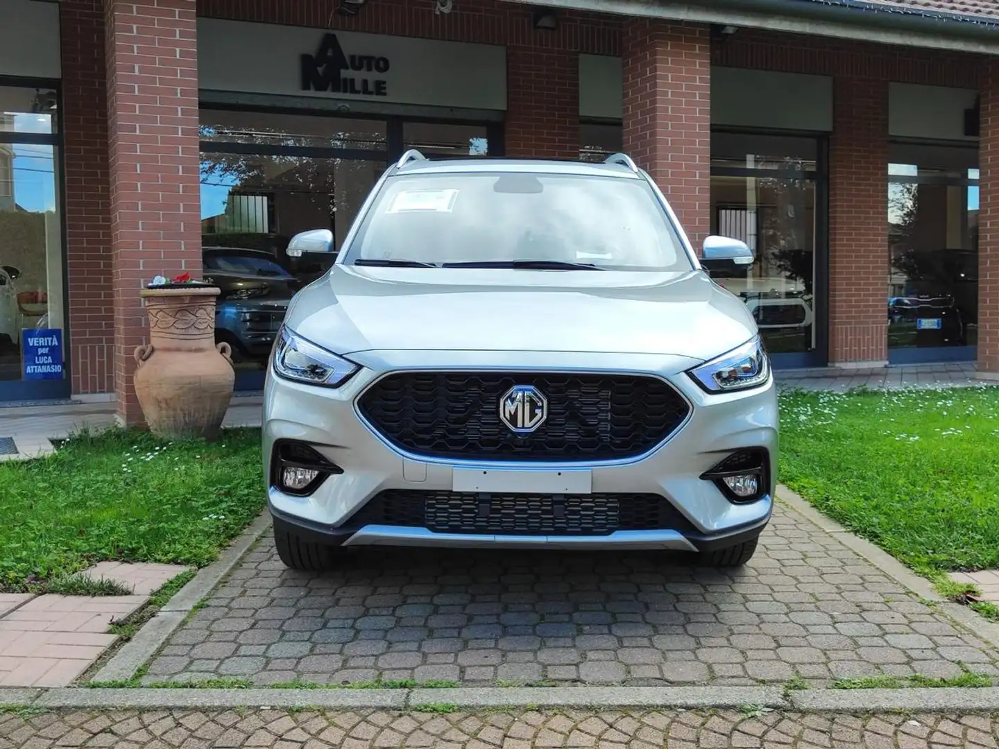 MG ZS 1.0T-GDI Luxury Argent - 2