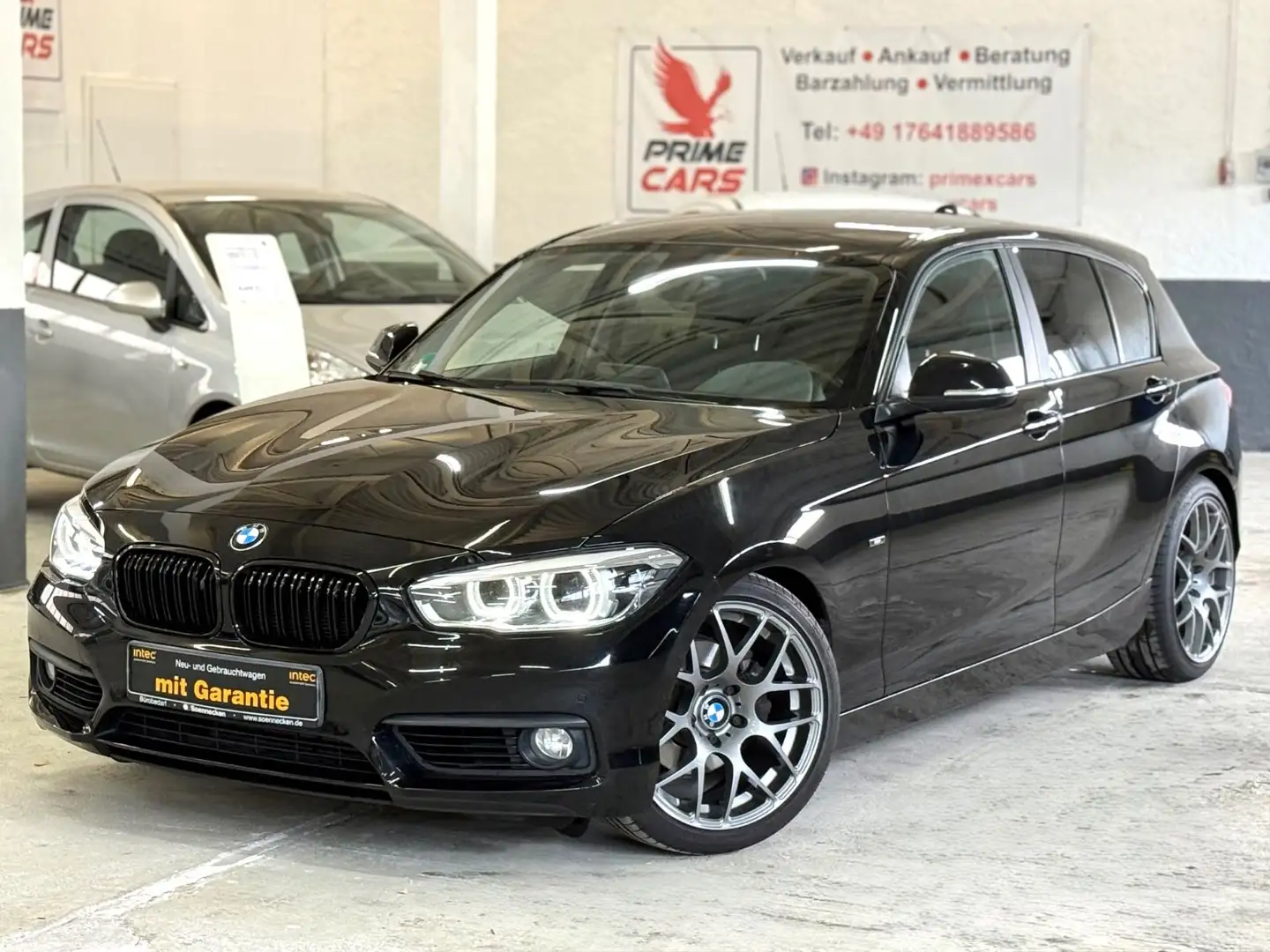 BMW 120 Sport Line*NAVI*PDC*8FACH* Noir - 1