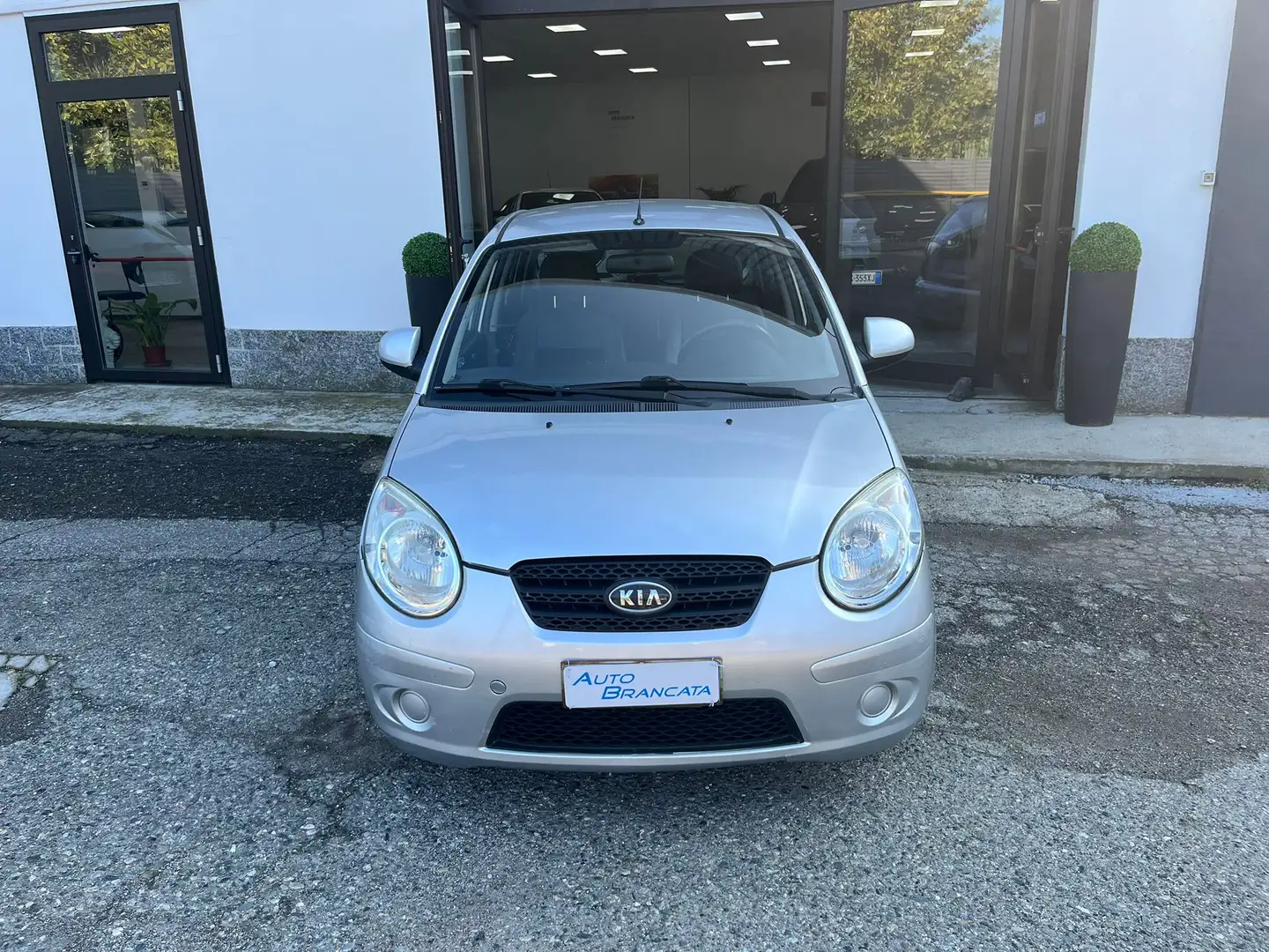 Kia Picanto 1.0 Silber - 2