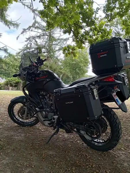 Honda XL 750 Transalp - foto 2