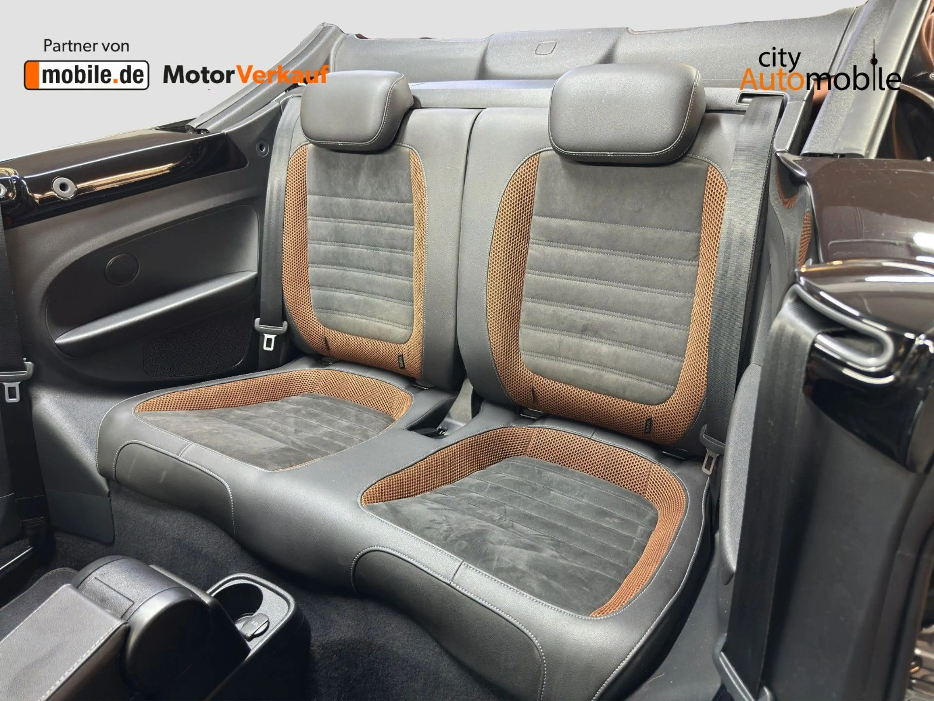 Volkswagen Beetle Cabriolet Karmann/Alcantara/Bi-Xenon/Navi — photo 14