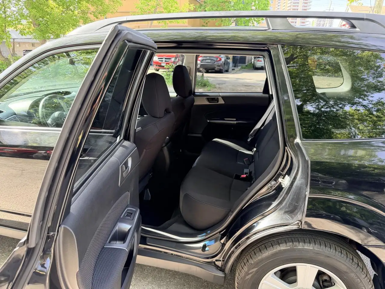Subaru Forester снимка Subaru Forester