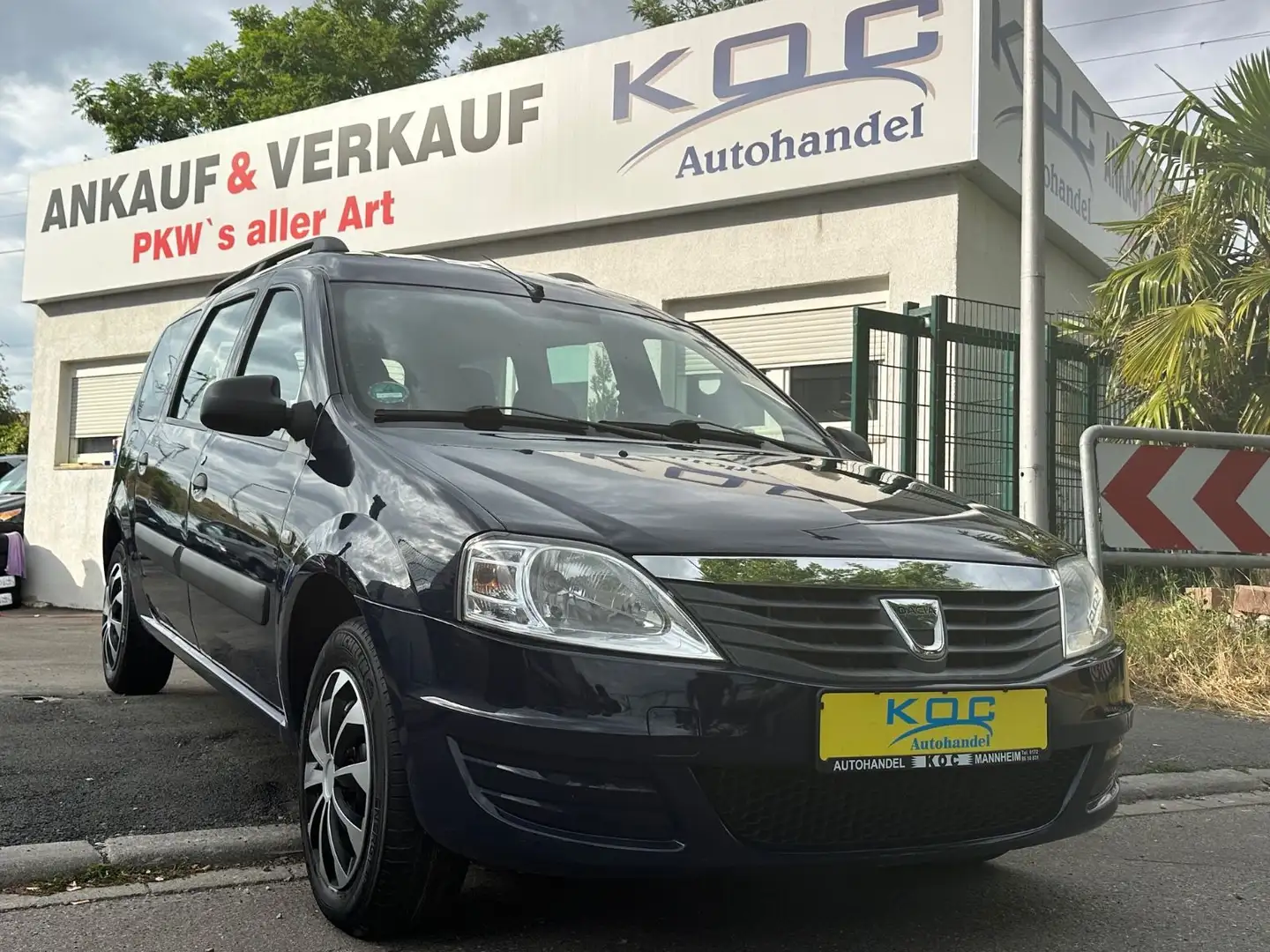 Dacia Logan MCV 1.6 MPI 85 Ambiance Bleu - 1