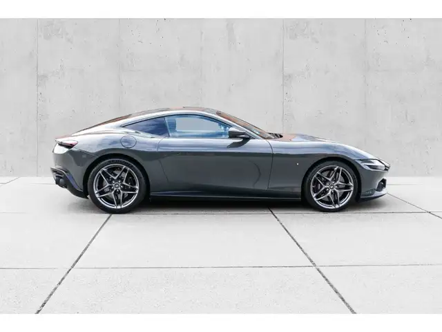 Ferrari Roma view 8