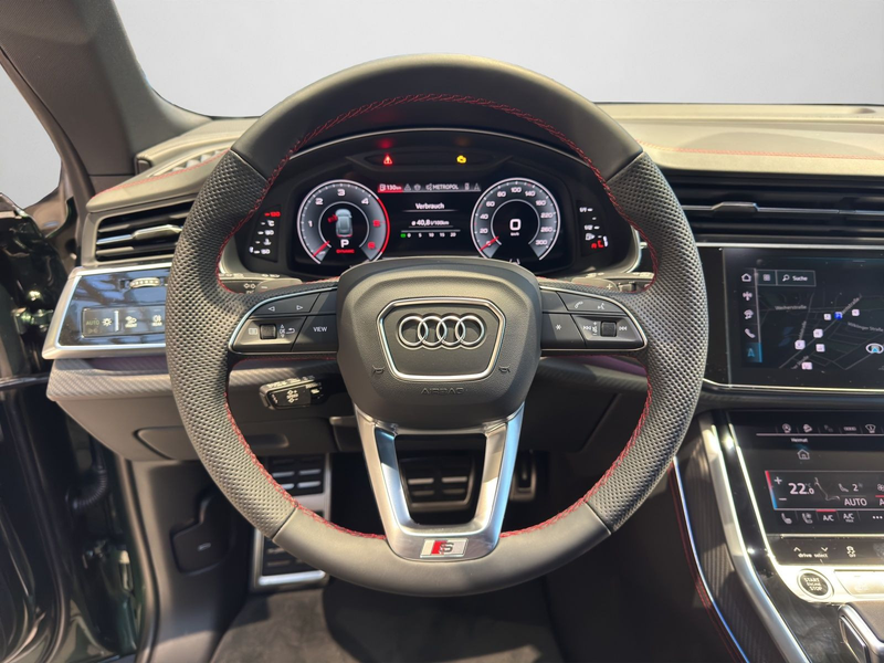 Audi Q8 SUV S line business TDI quattro 210 kW tiptro — photo 10