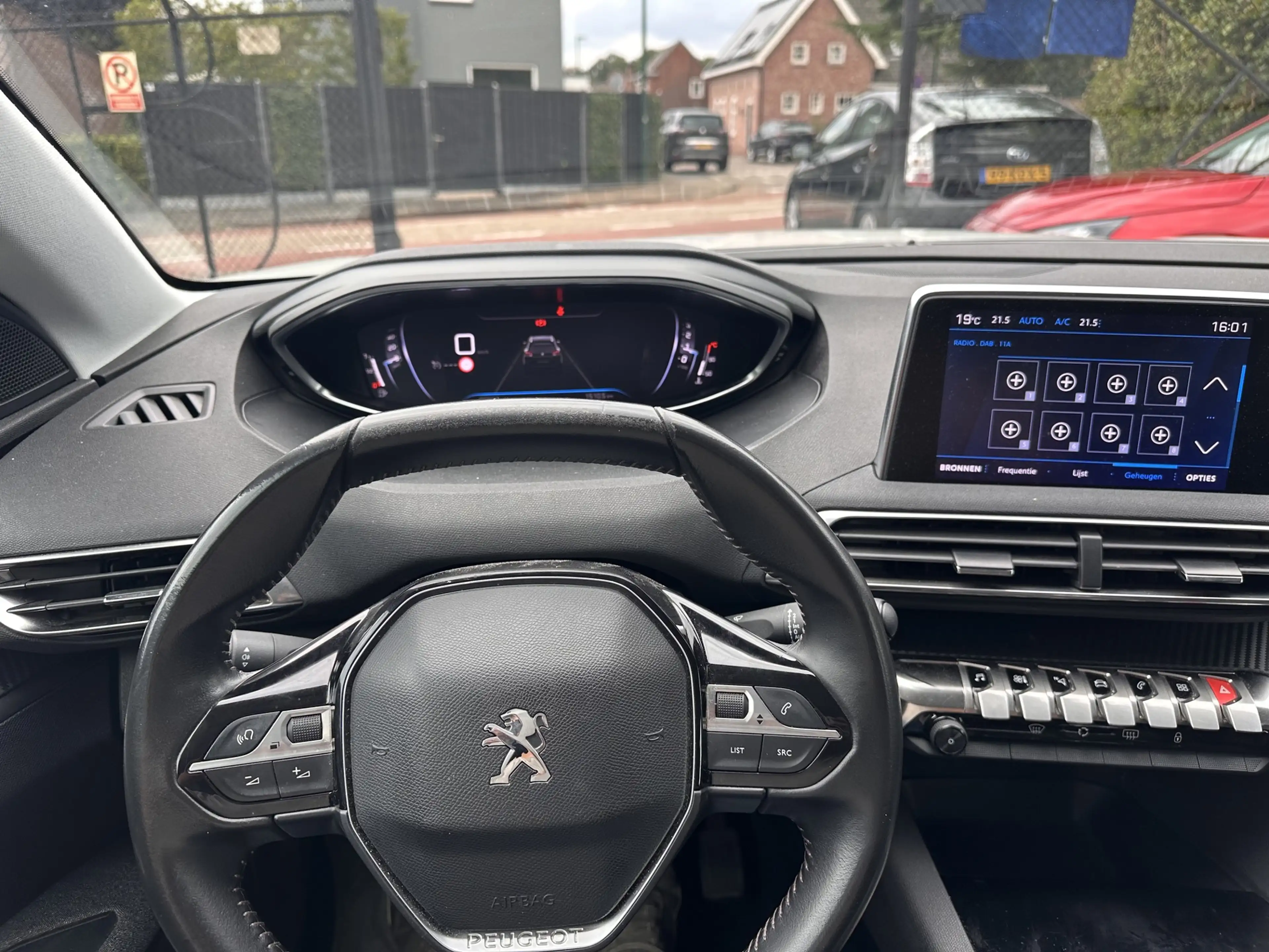 Peugeot 5008 1.2 PT Active|131pk|Climate|Cruise Control — photo 17