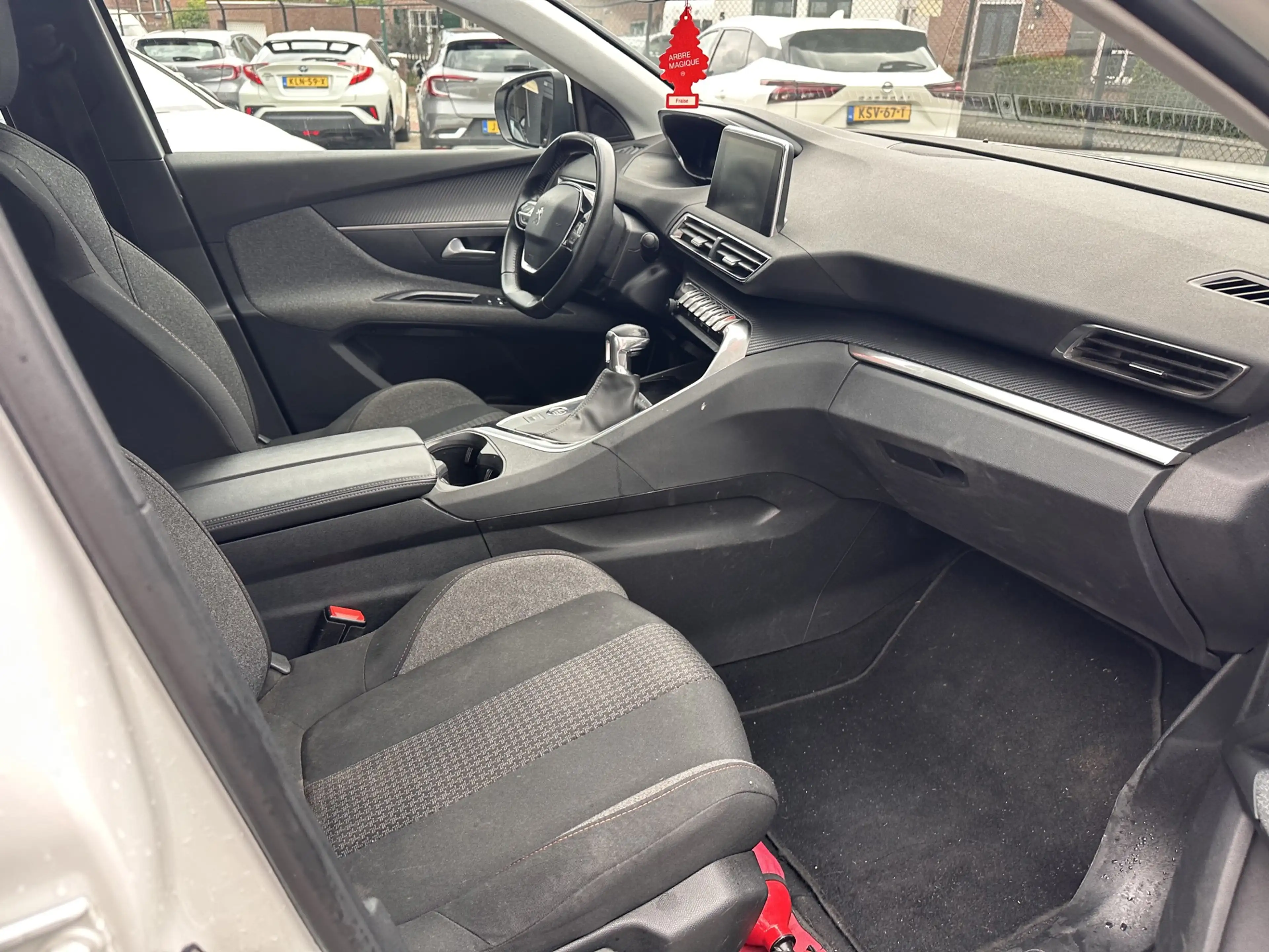 Peugeot 5008 1.2 PT Active|131pk|Climate|Cruise Control — photo 8