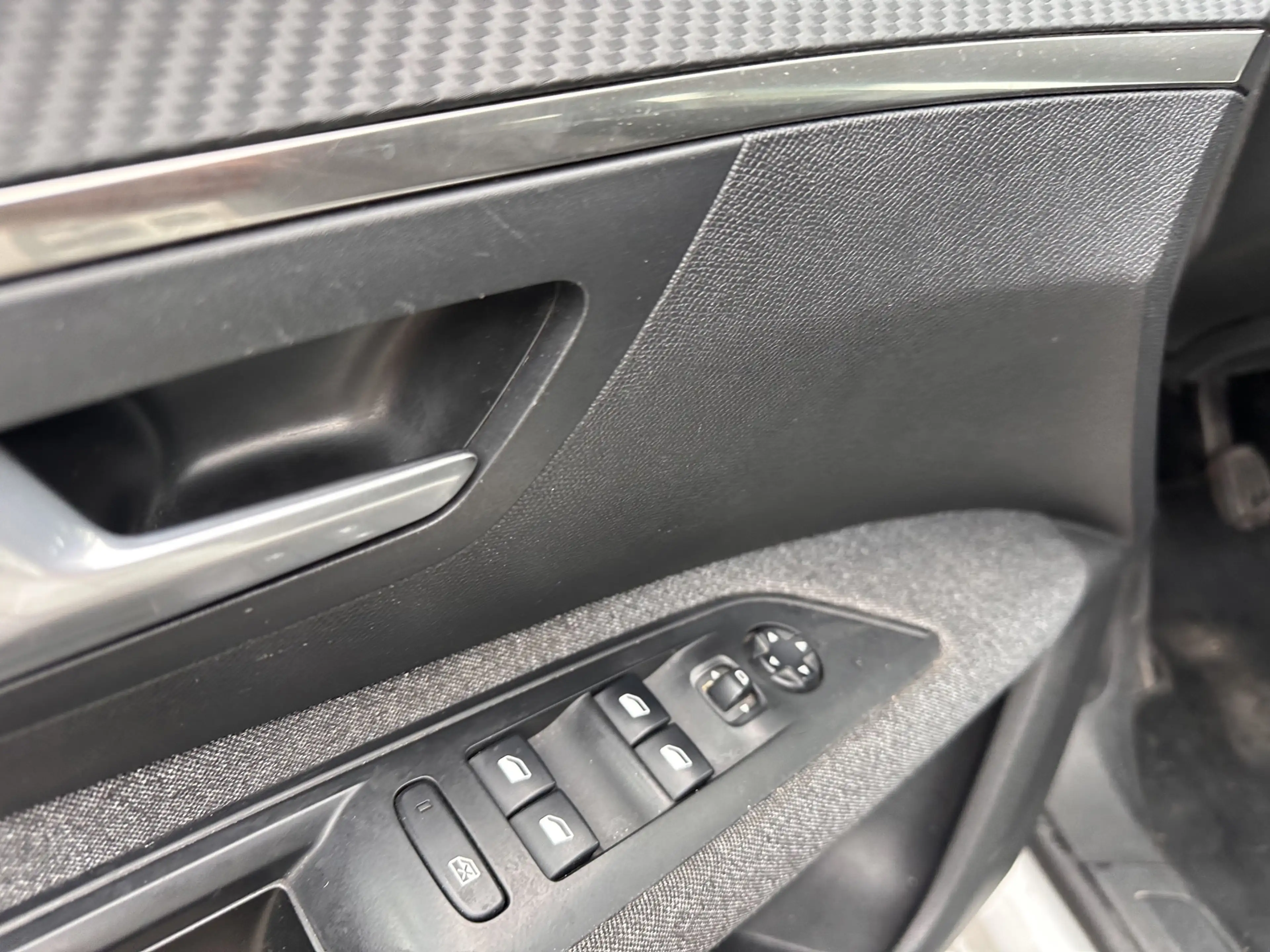 Peugeot 5008 1.2 PT Active|131pk|Climate|Cruise Control — photo 15