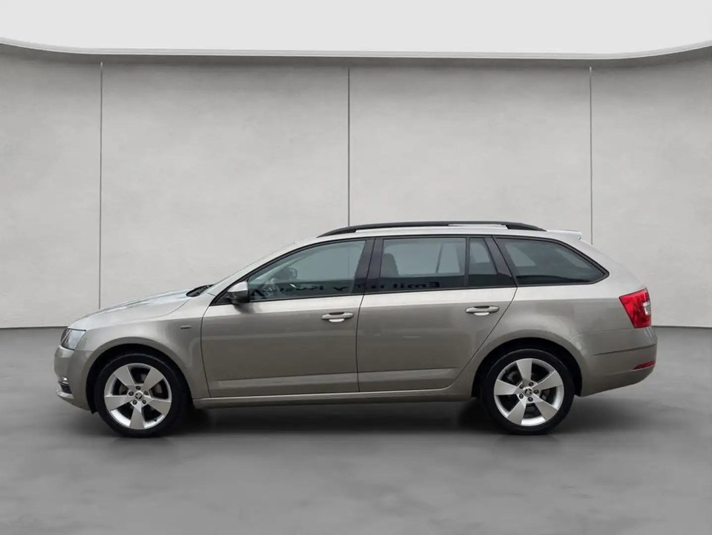 Skoda Octavia Combi 1.5l TSI Clever DSG AHK NAVI SHZ L Beige - 2