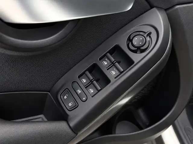 Fiat 500X view 8