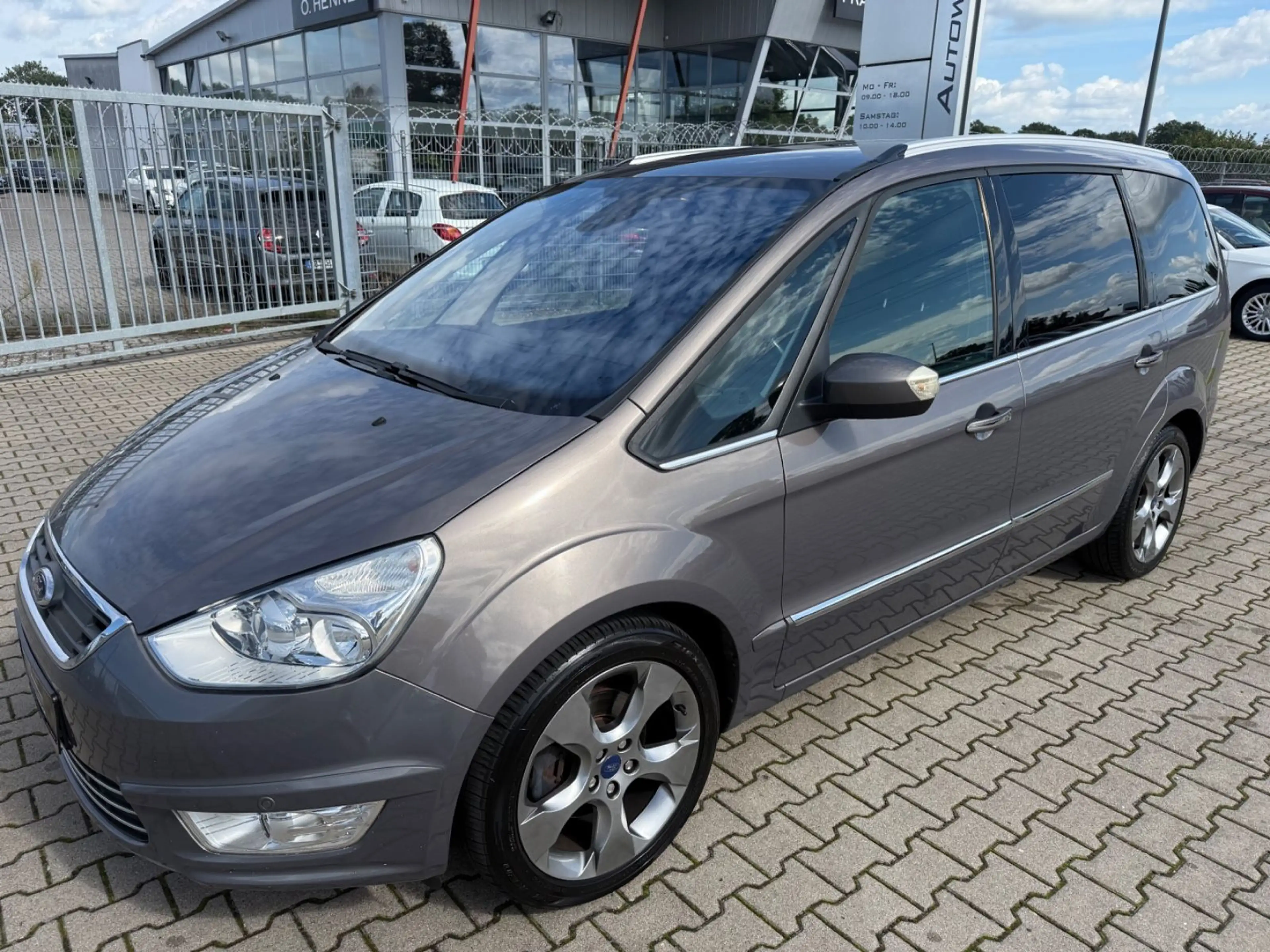 Ford Galaxy Titanium 7 Sitzer / Autom. !!!