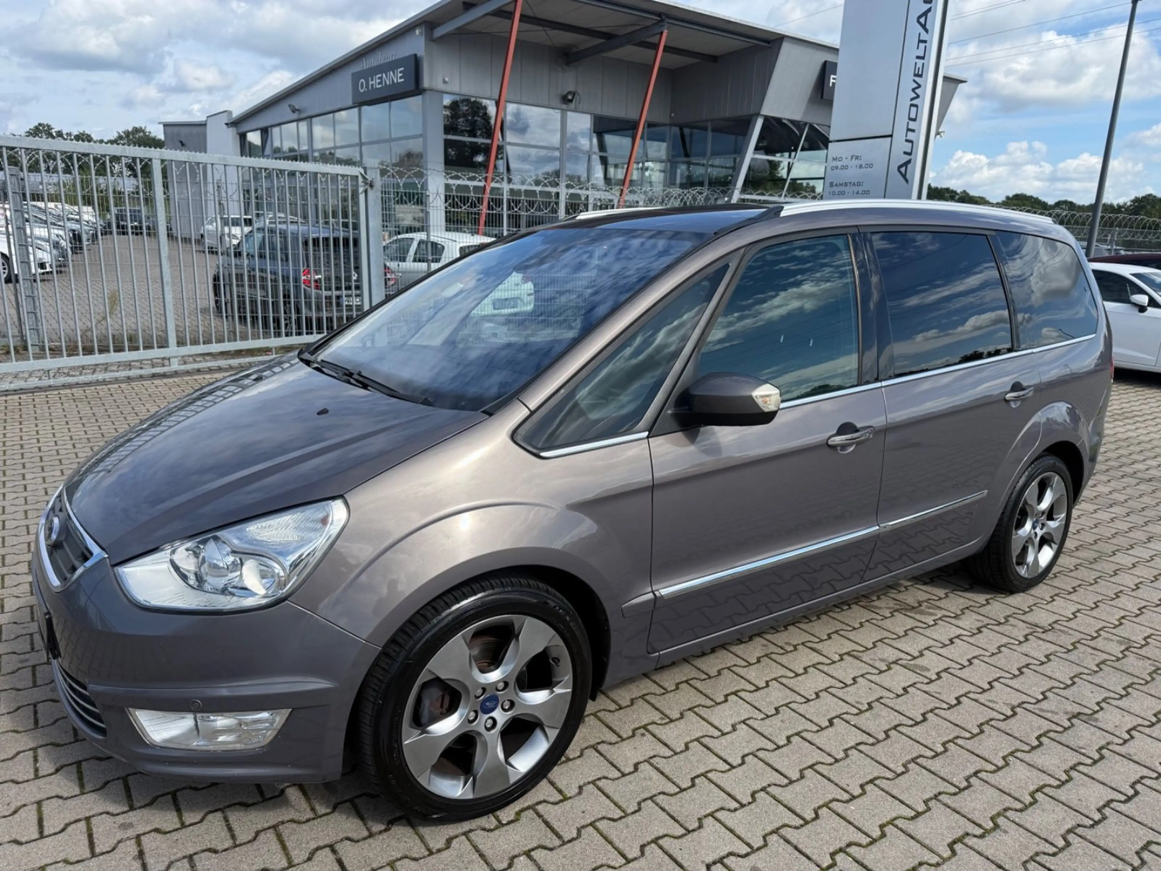 Ford Galaxy Titanium 7 Sitzer / Autom. !!! — photo 2