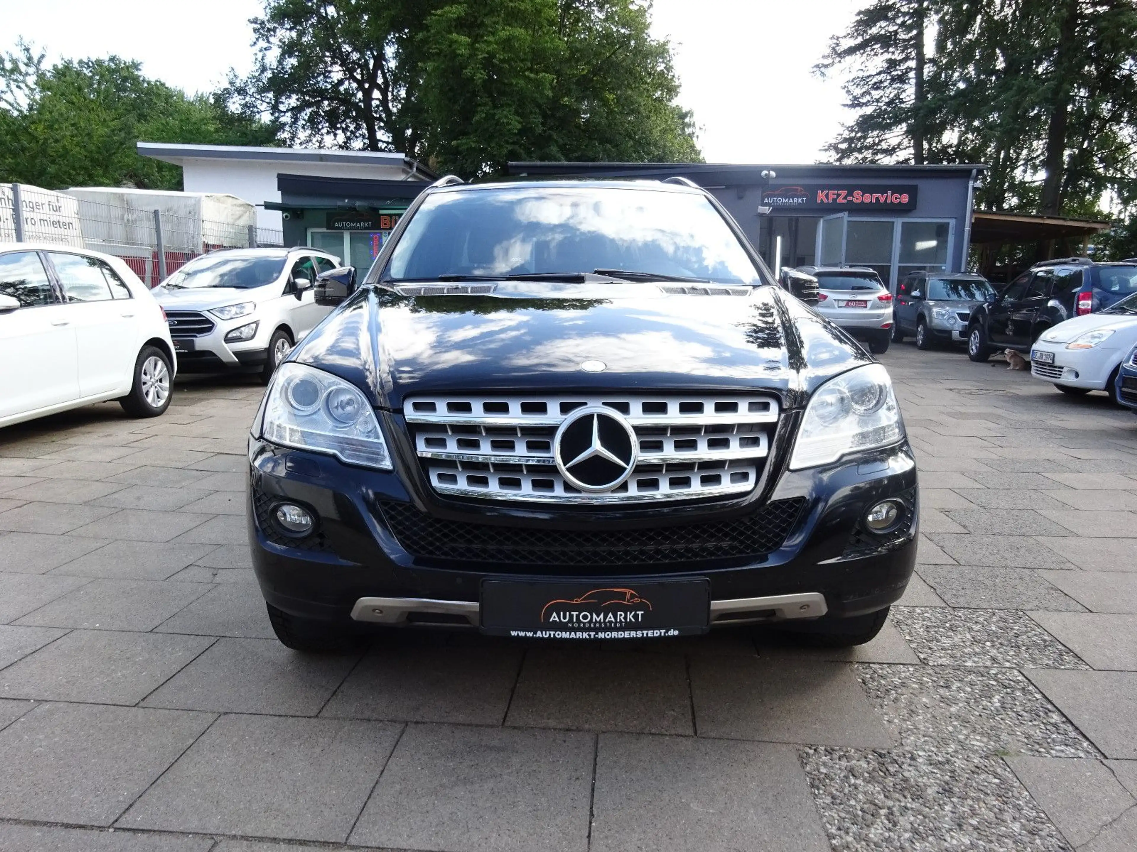 Mercedes-Benz ML 300 CDI BlueEfficiency /Leder/SHZ/AHK/Klimaau — photo 2
