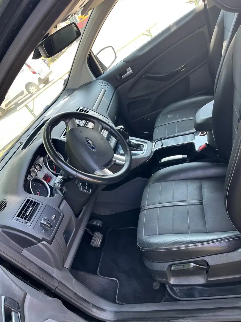 Ford Kuga Kuga 2,0 Titanium S 4x4 TDCI DPF Aut. Titanium S Schwarz - 2