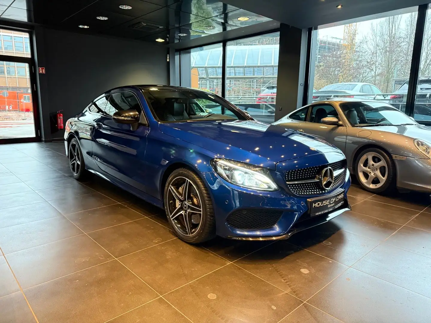 Mercedes-Benz C 300 AMG Coupe Panorama Mavi - 2