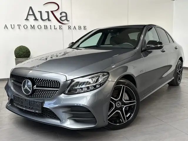 Mercedes-Benz C 300 AMG-Line NIGHT-PAKET+NAV+LED+DISTRONIC