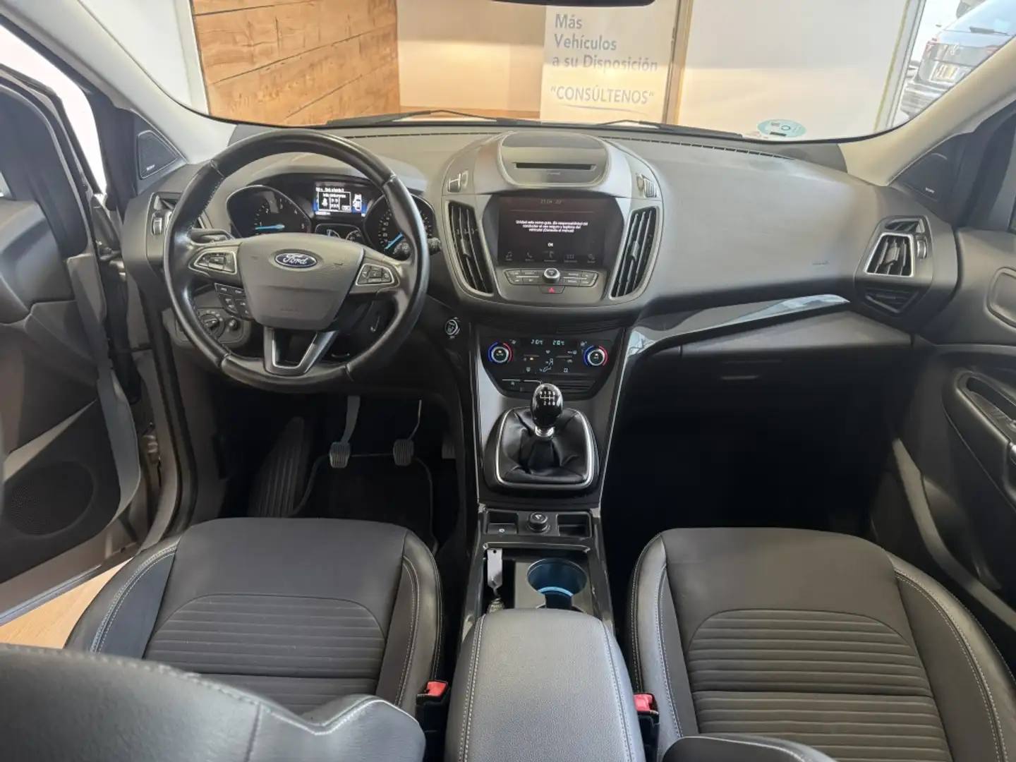 Ford Kuga 2.0TDCi Auto S&S Titanium 4x2 150 Gris - 2
