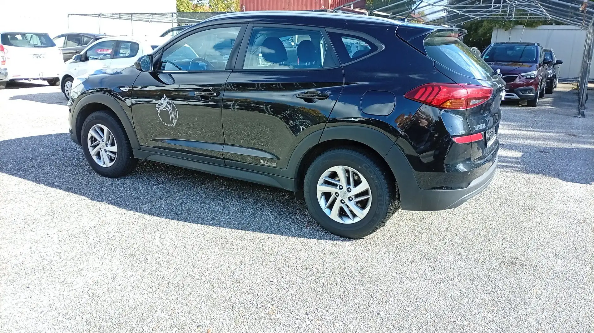Hyundai TUCSON Tucson 1.6 LEVEL 2 2WD * MwSt Ausweisbar Schwarz - 2