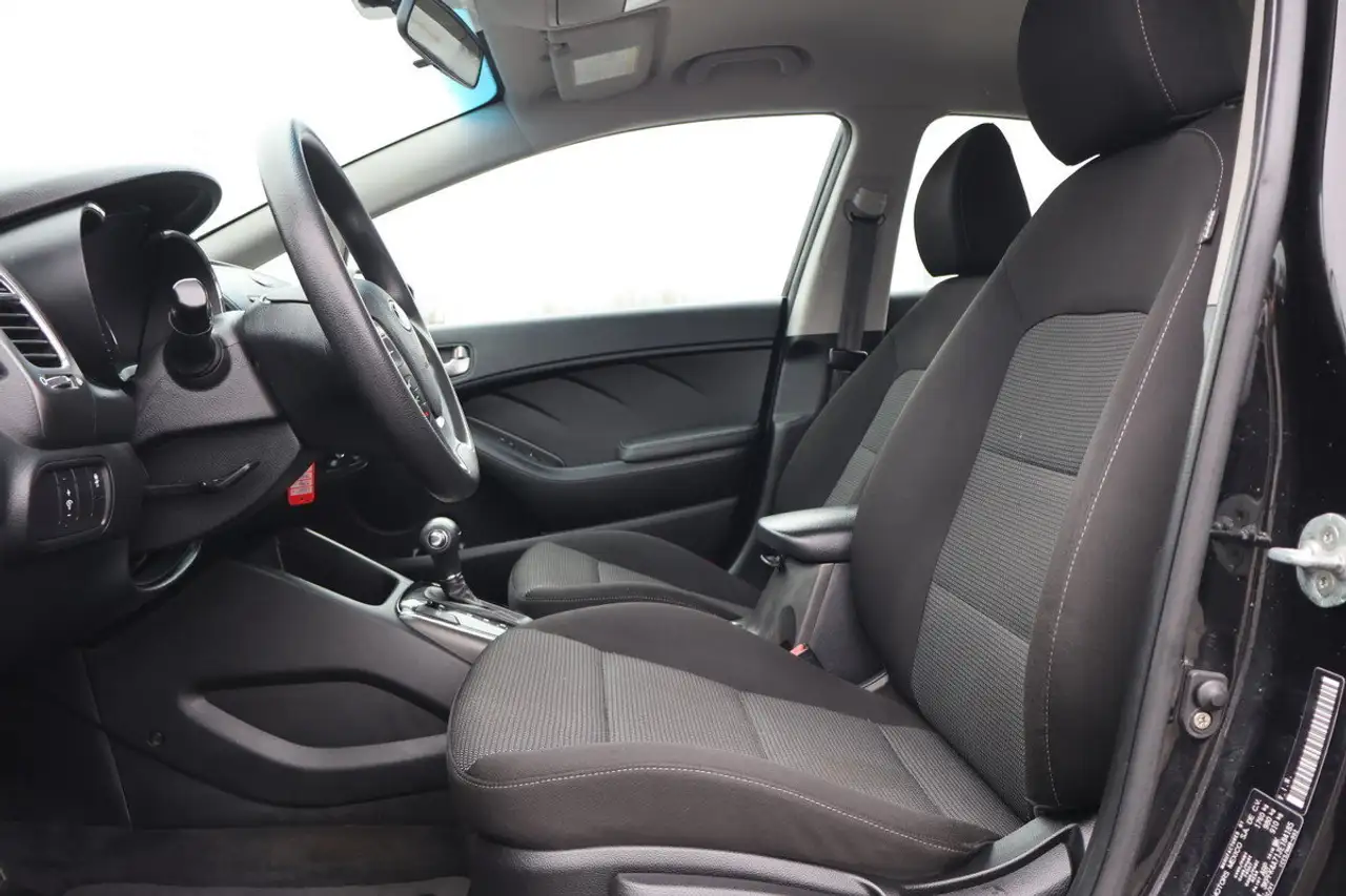 Kia Forte photo Kia Forte