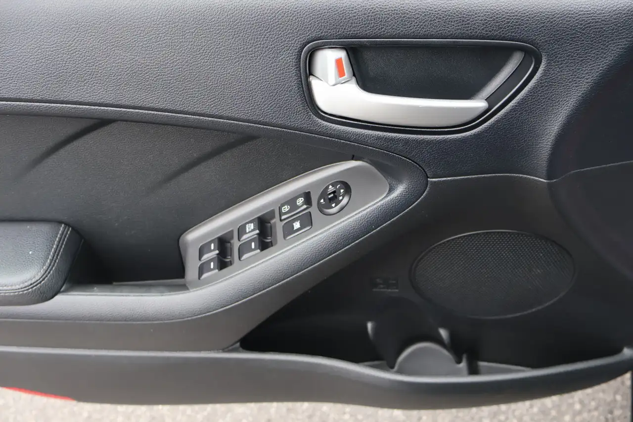 Kia Forte photo Kia Forte