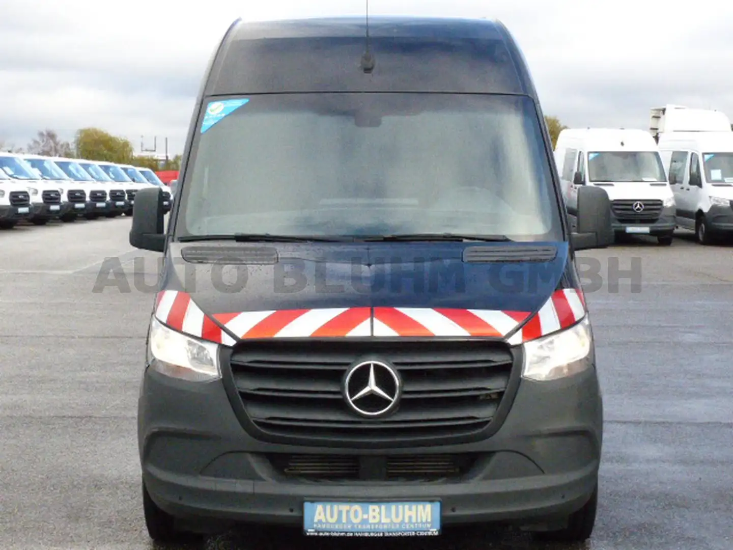Mercedes-Benz Sprinter 314 CDI Kasten L2H2 Klima Navi Cam AHK Black - 2