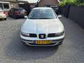 SEAT Leon 1.6-16V Signo Grijs - thumbnail 3