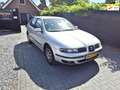 SEAT Leon 1.6-16V Signo Grijs - thumbnail 1
