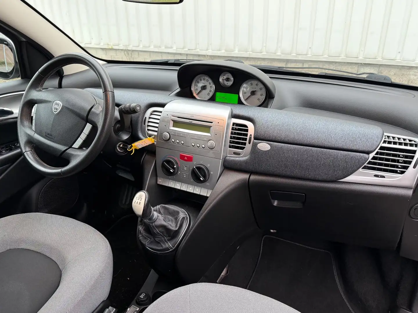Lancia Ypsilon 1.2 Argento 2e Eigenaar,Airco,Elektrische ramen,N. Grau - 2