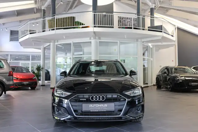 Audi A4 view 2