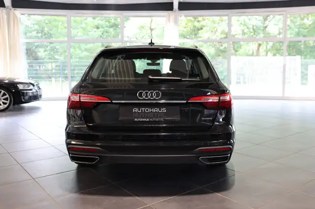Audi A4 view 5