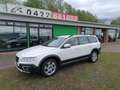 Volvo XC70 XC70 2.4 d4 awd 181cv geartronic Weiß - thumbnail 1