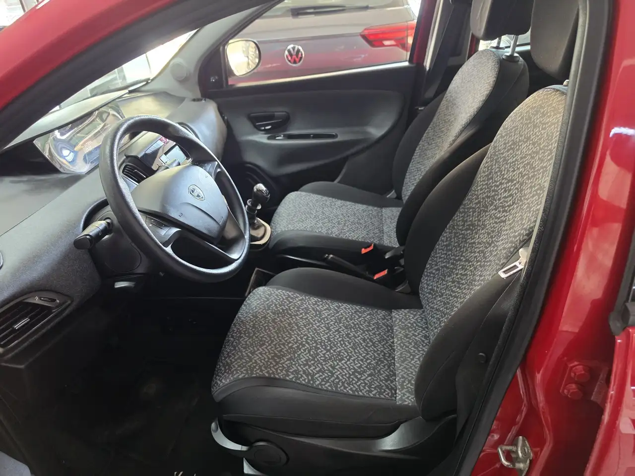 Lancia Ypsilon 2021 — фото 10