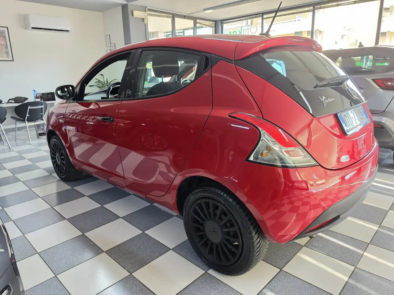 Lancia Ypsilon 2021