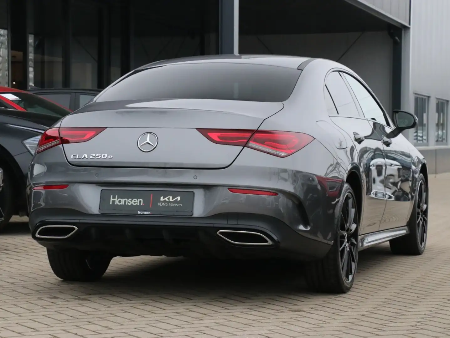 Mercedes-Benz CLA 250 e AMG Line I Leder I Keyless I Elektrische stoelve Gris - 2