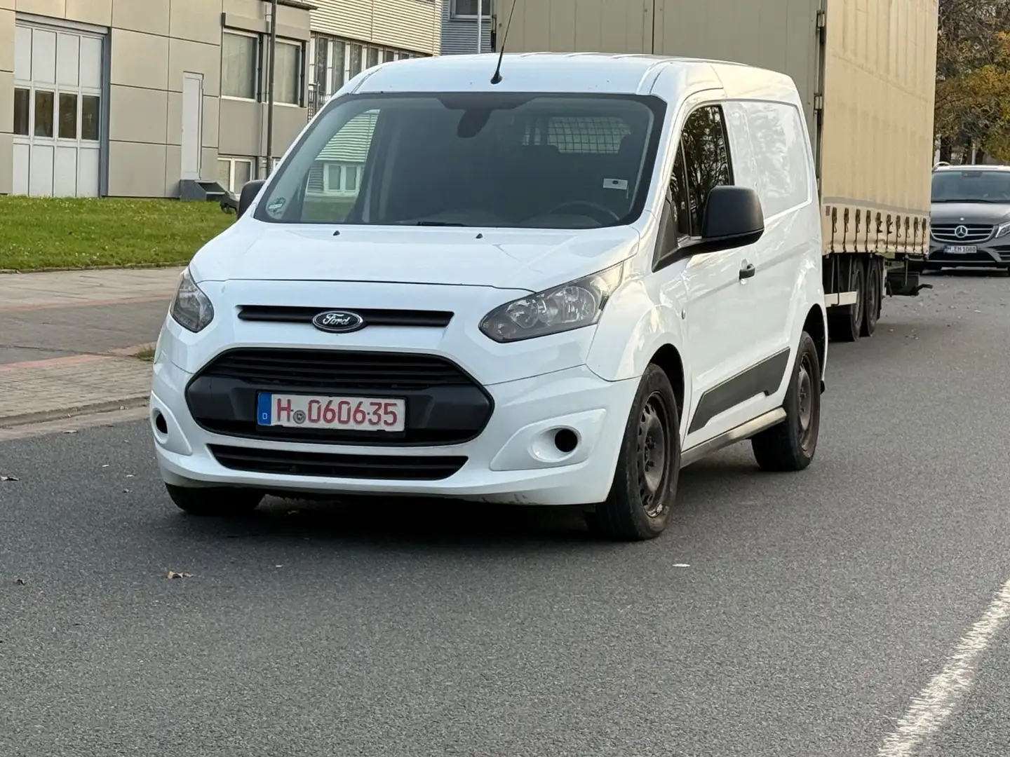 Ford Transit Connect AHK Klima TÜV NEU 3 Sitze Weiß - 1