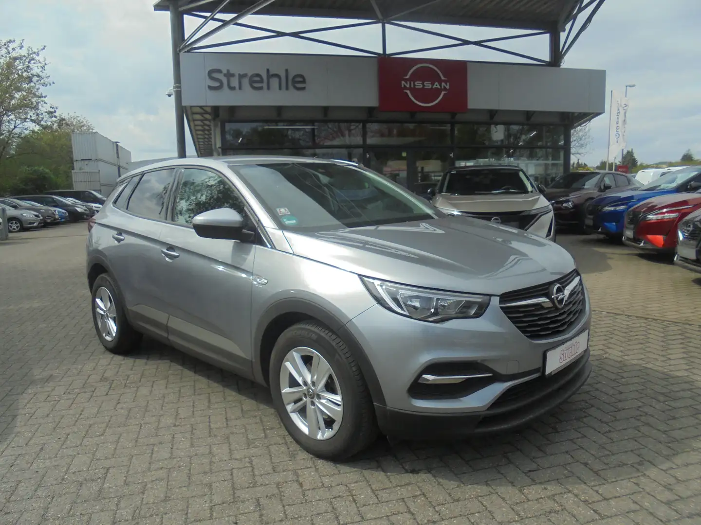 Opel Grandland X 1.2 Edition 1.Hand Silber - 2