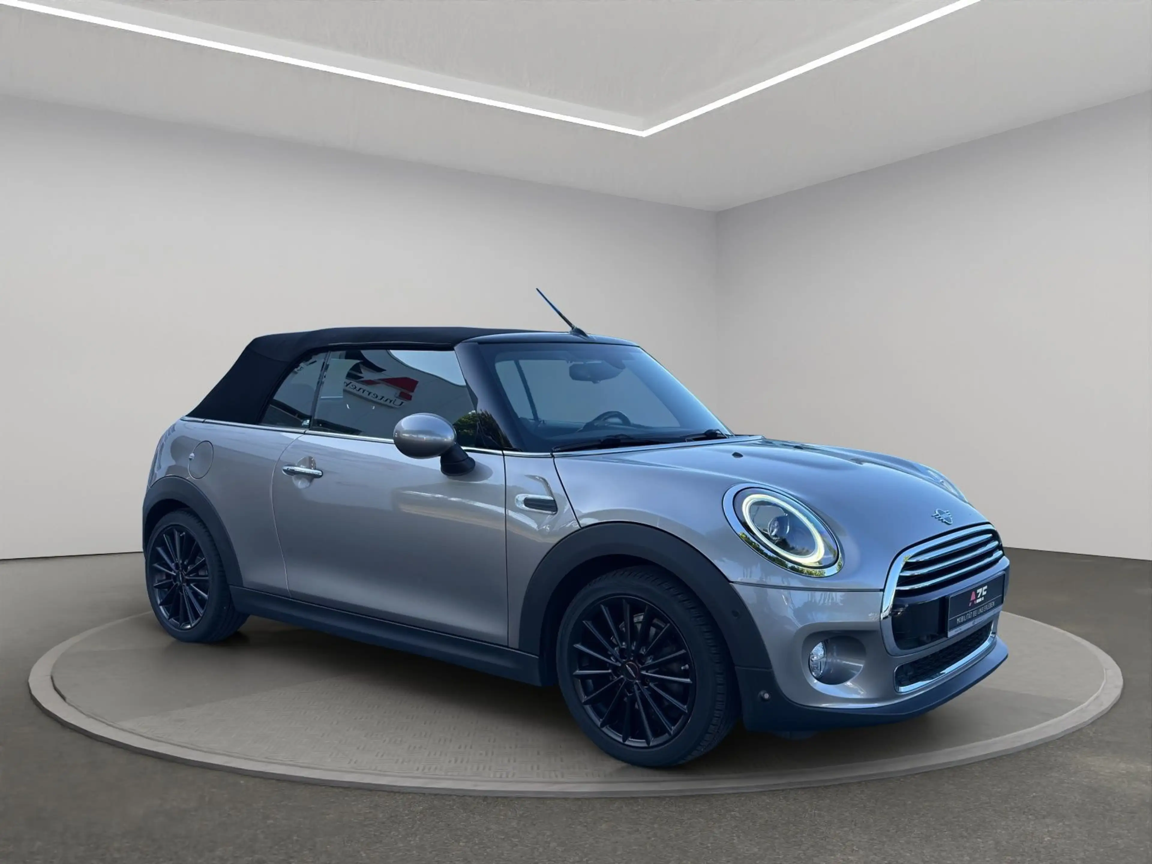 MINI Cooper Cabrio 1.5 Steptronic NAVI+LED+HARMAN-KAR — photo 3