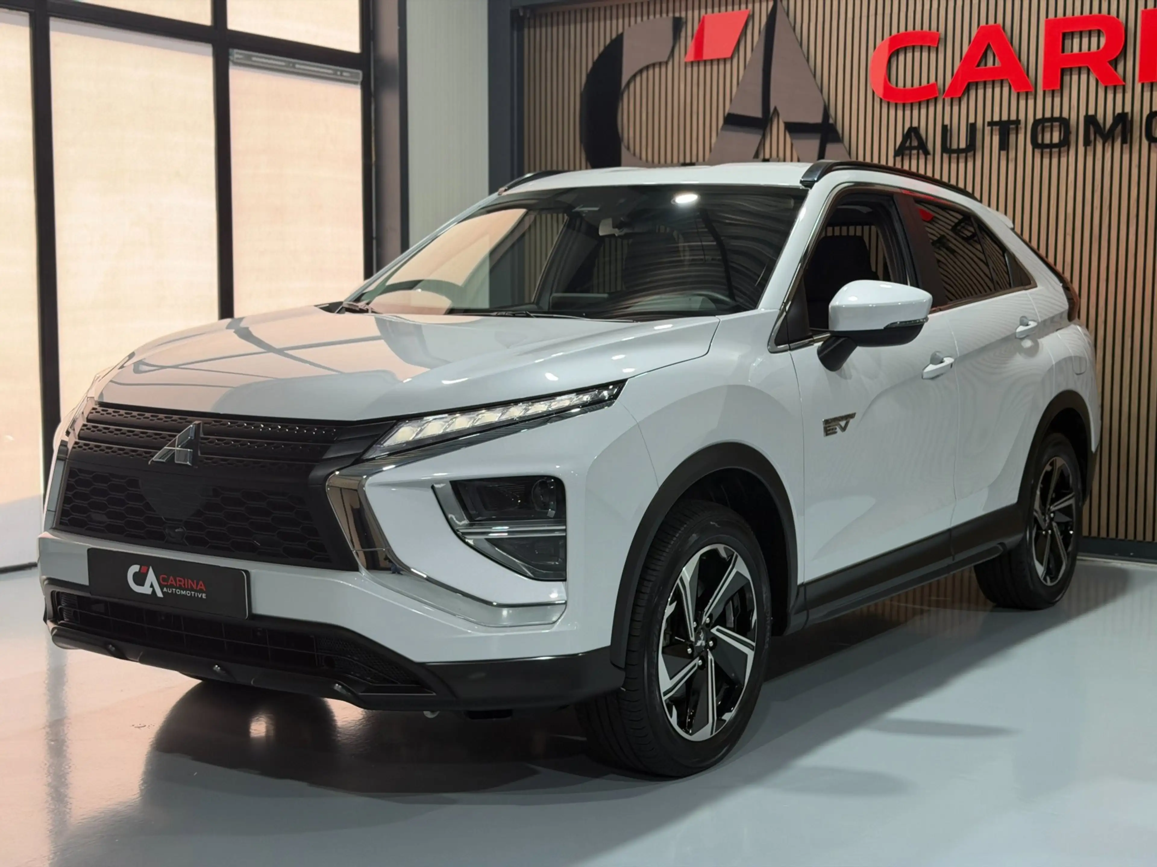 Mitsubishi Eclipse Cross 2.4 PHEV Instyle / Keyless / Stoel Verwarming / Cr — photo 15