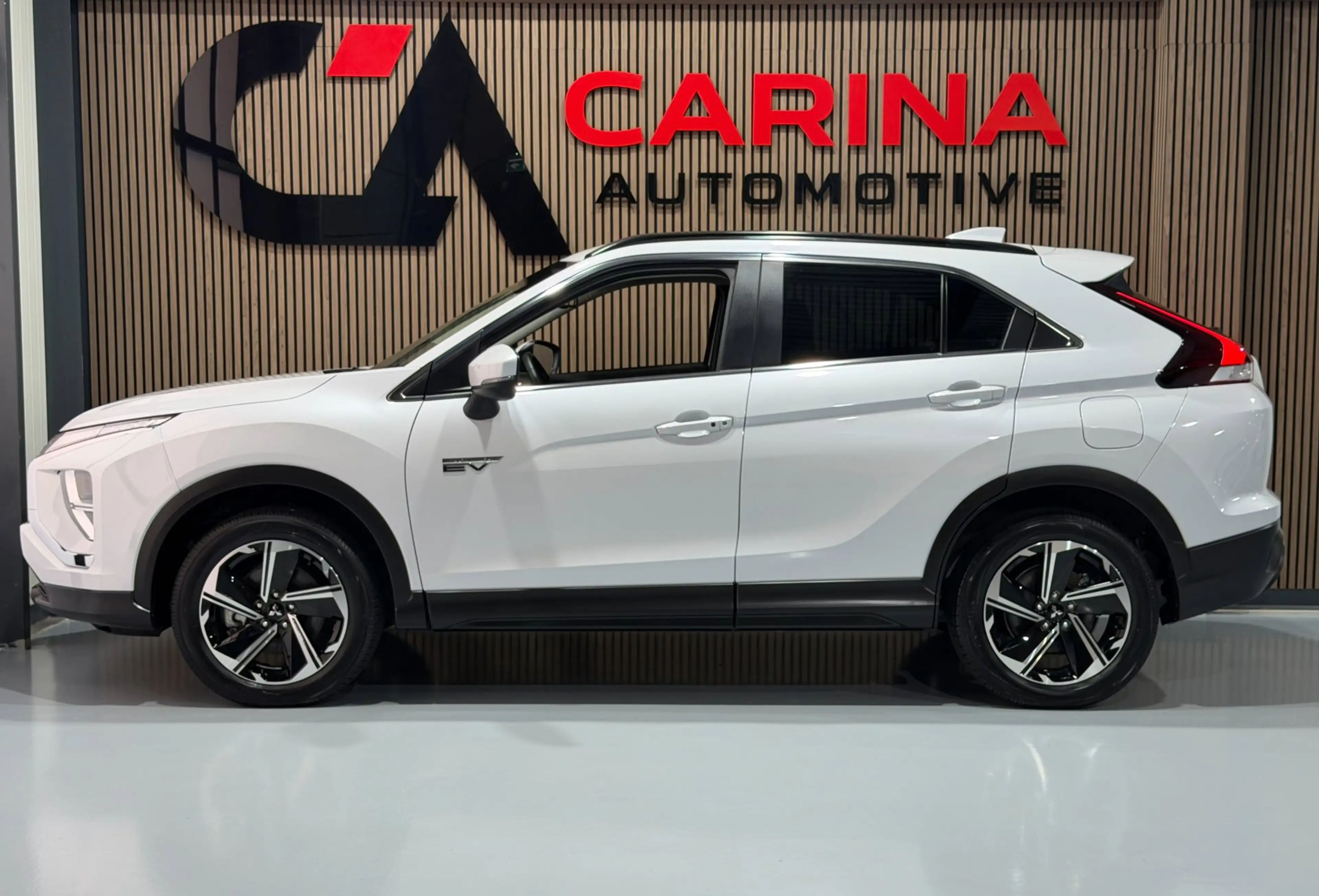 Mitsubishi Eclipse Cross 2.4 PHEV Instyle / Keyless / Stoel Verwarming / Cr — photo 4